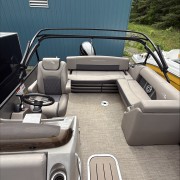 2019 BENNINGTON 21SSBXP TRIPLE